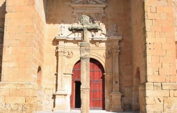Iglesia de San Cornelio y San Cipriano, Villaverde de Guareña