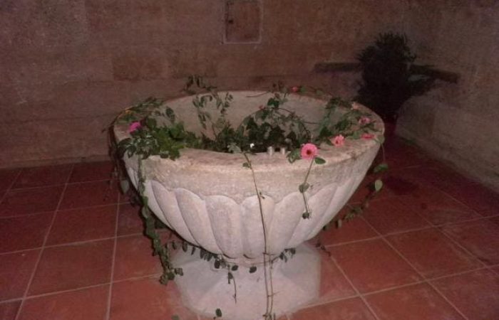 Pila Bautismal de la iglesia de Villaverde de Guareña